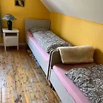 Nydelig Smabruk Med Hus Og Fjos Og Badstu